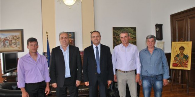 Επίσκεψη στο Υπουργείο Μακεδονίας Θράκης για τον Ι.Ν. Αγίου Γεωργίου Καρυδιάς